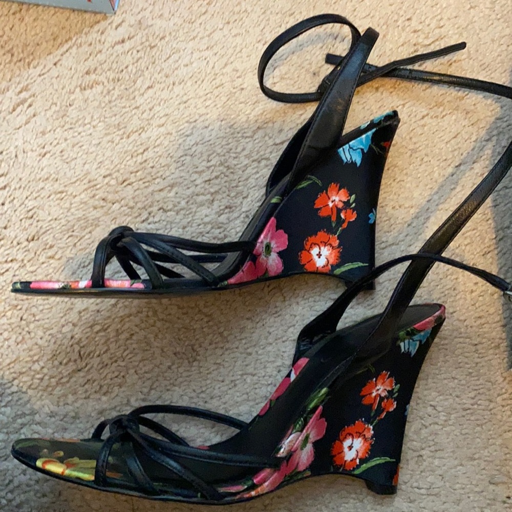 Aldo wedges